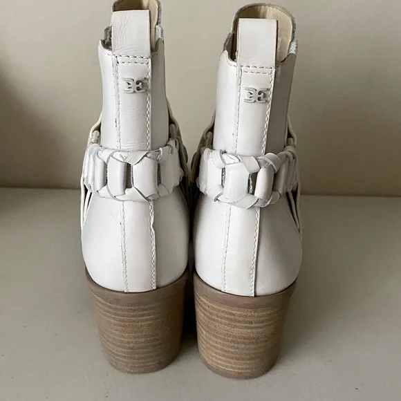 Sam Edelman Dalma Biker Bootie Ivory  Leather 8.5 - Picture 2 of 13